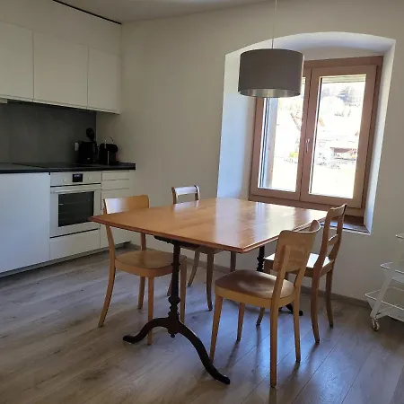 Apartment Pardi *